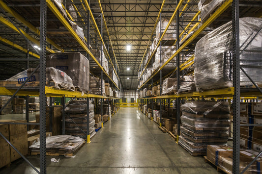 Image demonstrating how a Virtual Warehouse address can maximize e-commerce potential, focusing on benefits like efficient storage, quicker shipping, improved logistics, and streamlined order fulfillment to enhance business growth.